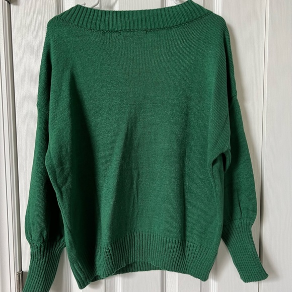 Button-Shoulder Pullover Sweater in Warrior Green Color - Picture 9 of 11